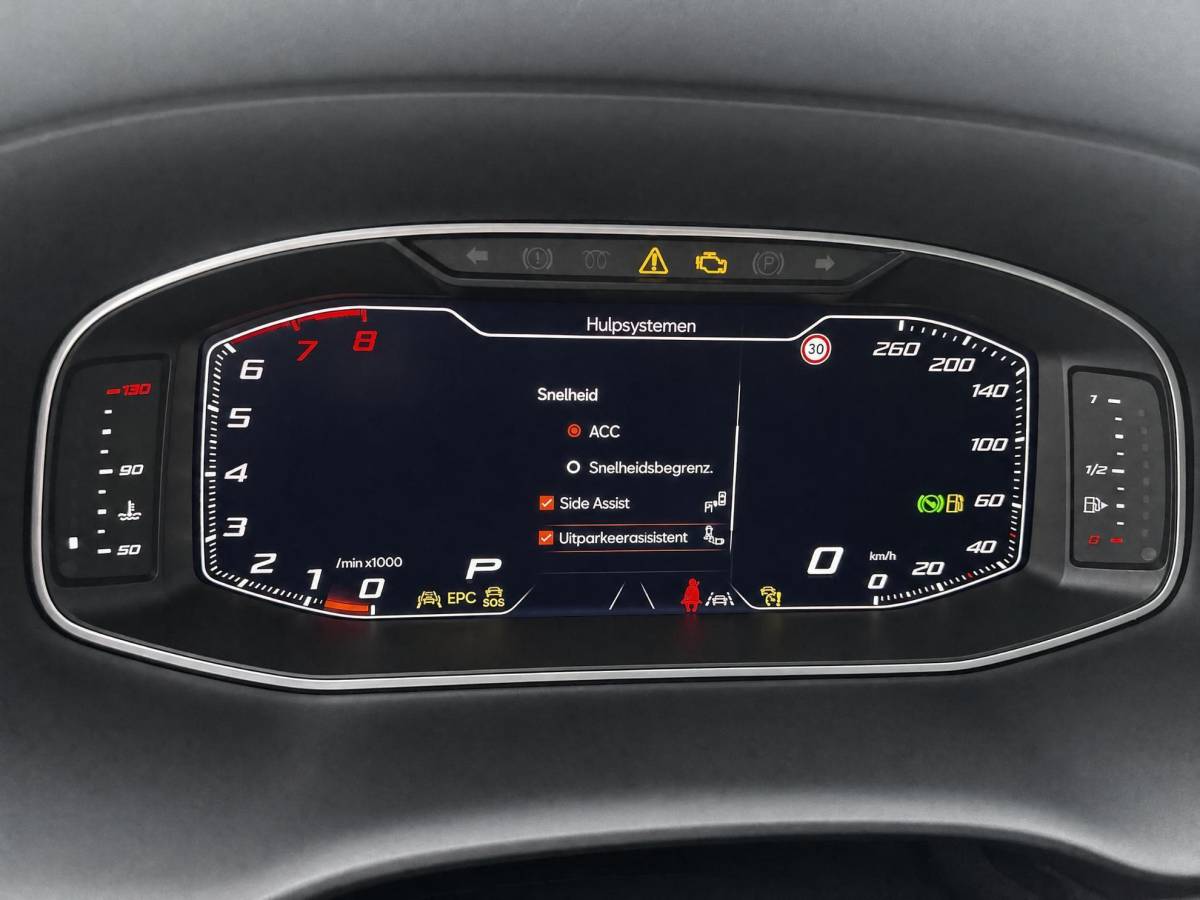 SEAT Ateca SEAT Ateca FR Business Intense 1.5 TSI 110 kW / 150 PK SUV 7 | Graphite Grey | Glossy Black Velgen | 5000,- Euro Korting!!