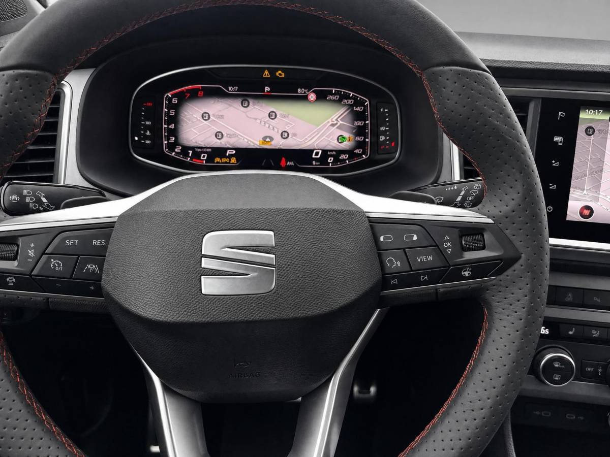 SEAT Ateca SEAT Ateca FR Business Intense 1.5 TSI 110 kW / 150 PK SUV 7 | Graphite Grey | Glossy Black Velgen | 5000,- Euro Korting!!