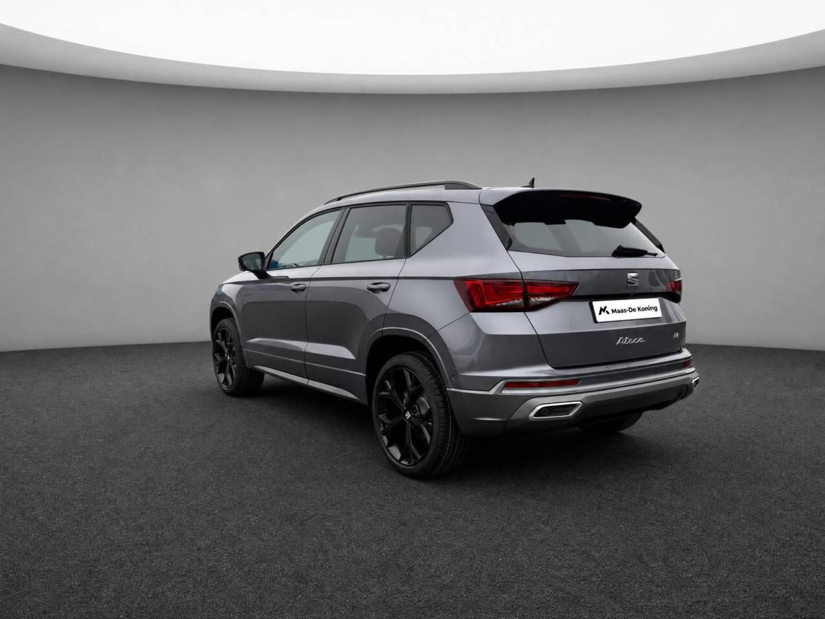 SEAT Ateca SEAT Ateca FR Business Intense 1.5 TSI 110 kW / 150 PK SUV 7 | Graphite Grey | Glossy Black Velgen | 5000,- Euro Korting!!
