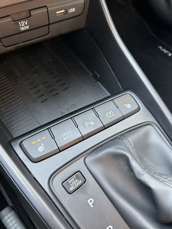 Hyundai Bayon HYUNDAI BAYON 1.0 T-GDI MHEV 100pk 7DCT Premium