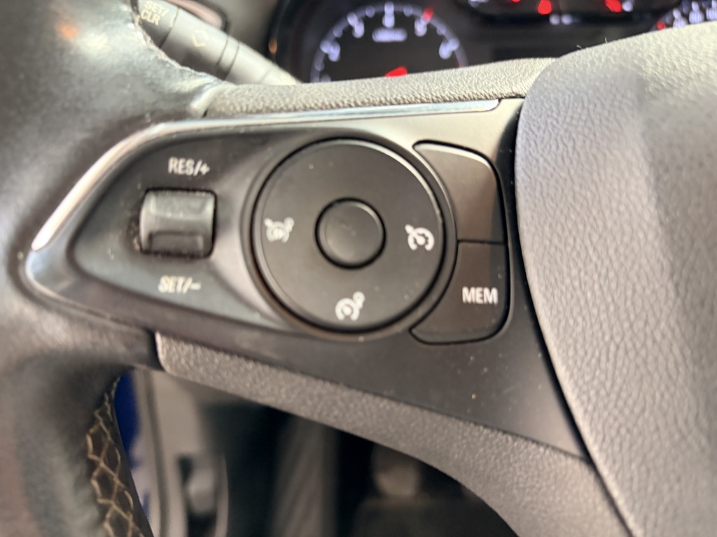Opel Crossland X Opel Crossland X 1.2 120 Jaar Edition Camera Cruise Clima Navi BTtel