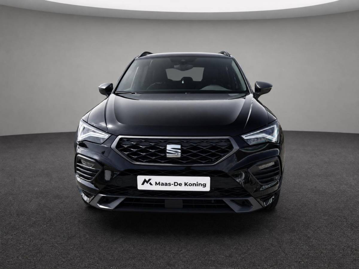 SEAT Ateca SEAT Ateca FR Business Intense 1.5 TSI 110 kW / 150 PK SUV 7 7 versn. DSG | Metallic Lak | 19” Velgen | 5000,- Euro herwaardering!!