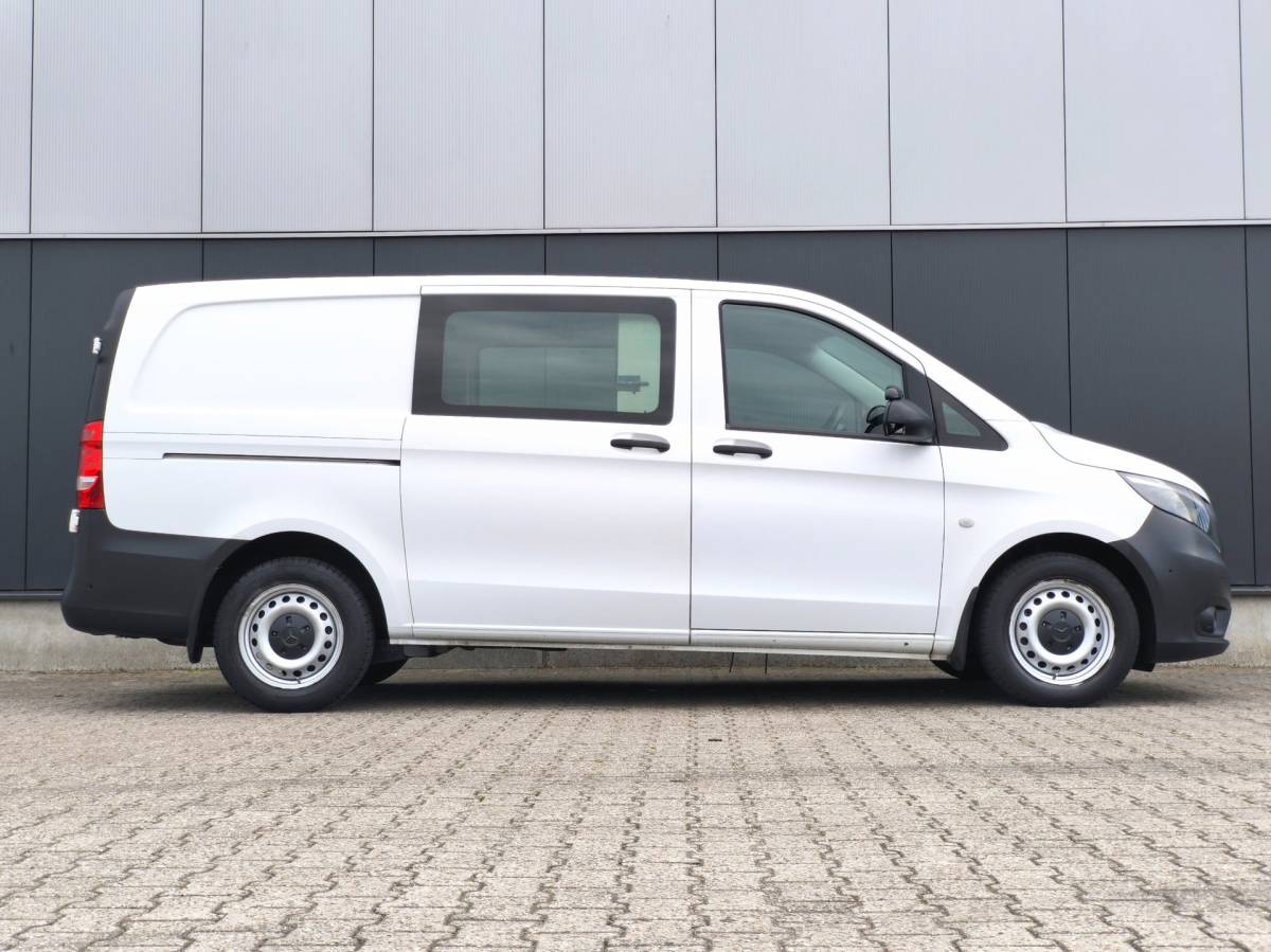 Mercedes-Benz Vito Mercedes-Benz Vito 114CDI AUT LANG LEER PDC CRUISE CLIMATE