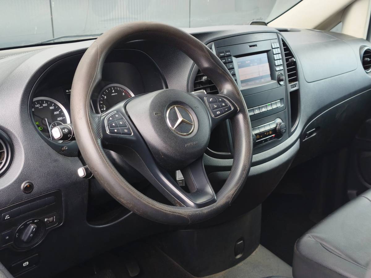 Mercedes-Benz Vito Mercedes-Benz Vito 114CDI AUT LANG LEER PDC CRUISE CLIMATE
