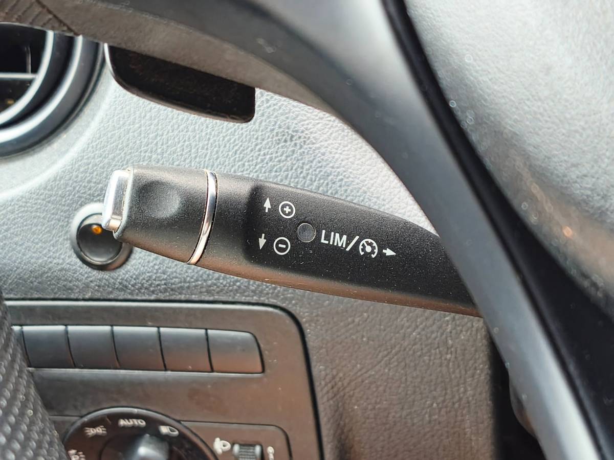 Mercedes-Benz Vito Mercedes-Benz Vito 114CDI AUT LANG LEER PDC CRUISE CLIMATE