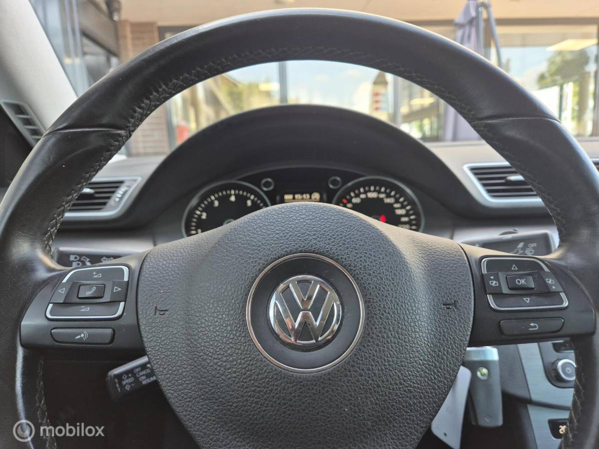 Volkswagen Passat Volkswagen Passat 1.4 TSI Comfort Executive Line BlueMotion