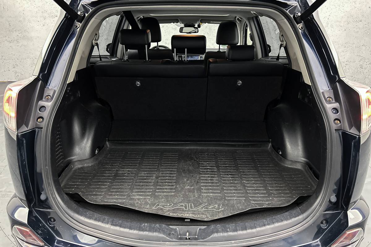 Toyota RAV4 Toyota RAV4 2.5 Hybrid AWD Executive | Leder | Trekhaak | Stoelverwarming