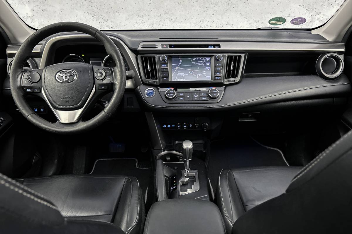 Toyota RAV4 Toyota RAV4 2.5 Hybrid AWD Executive | Leder | Trekhaak | Stoelverwarming