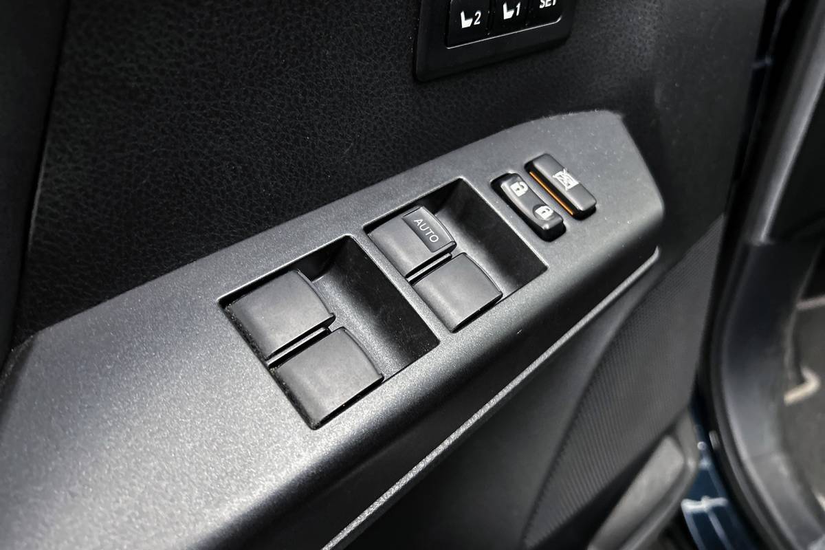 Toyota RAV4 Toyota RAV4 2.5 Hybrid AWD Executive | Leder | Trekhaak | Stoelverwarming