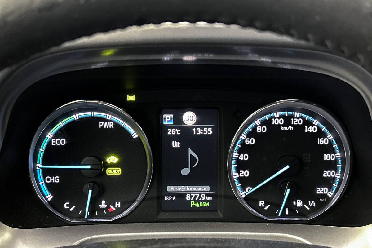 Toyota RAV4 Toyota RAV4 2.5 Hybrid AWD Executive | Leder | Trekhaak | Stoelverwarming