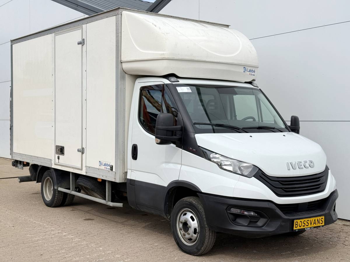 Iveco Daily Iveco Daily 35C16 3.0 160PK Bakwagen Laadklep Zijdeur Camera Climate Control Bluetooth Luchtgeveerde stoel Meubelbak Koffer