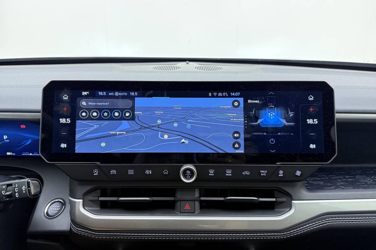 Jeep Compass Jeep Compass 1.2 e-Hybrid First Edition | LED matrix verlichting | Panoramadak | Drive assist | Focal audio | Massage stoelen | Stoel ventilatie/verwarming | Camera’s rondom
