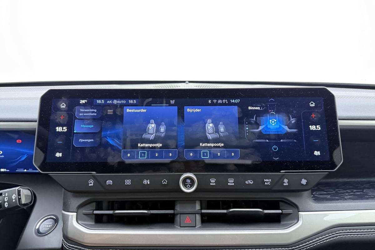 Jeep Compass Jeep Compass 1.2 e-Hybrid First Edition | LED matrix verlichting | Panoramadak | Drive assist | Focal audio | Massage stoelen | Stoel ventilatie/verwarming | Camera’s rondom