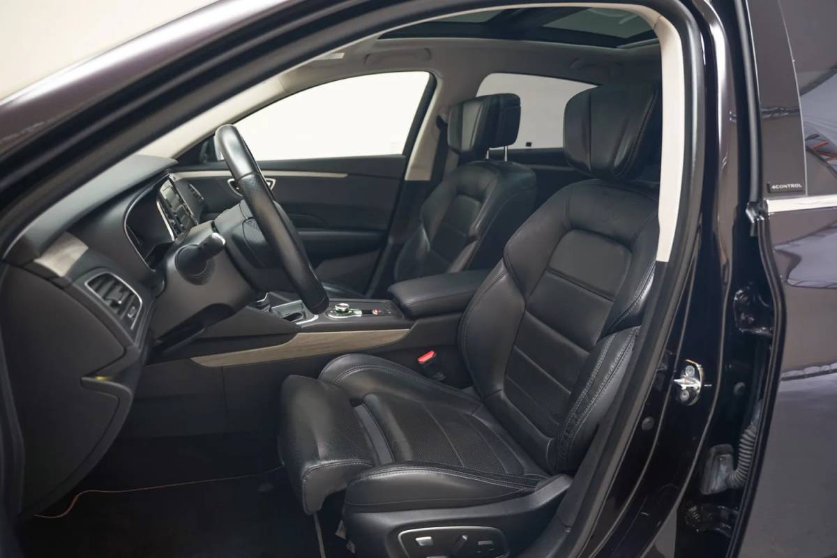 Renault Talisman Renault Talisman 1.6 TCe 200pk Initiale Paris Aut.[ Panorama Leder Head-up ]