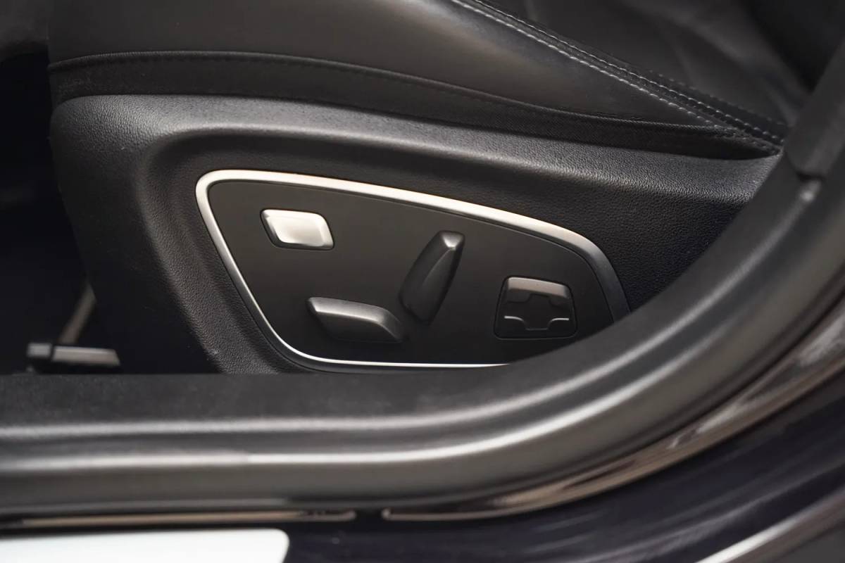 Renault Talisman Renault Talisman 1.6 TCe 200pk Initiale Paris Aut.[ Panorama Leder Head-up ]
