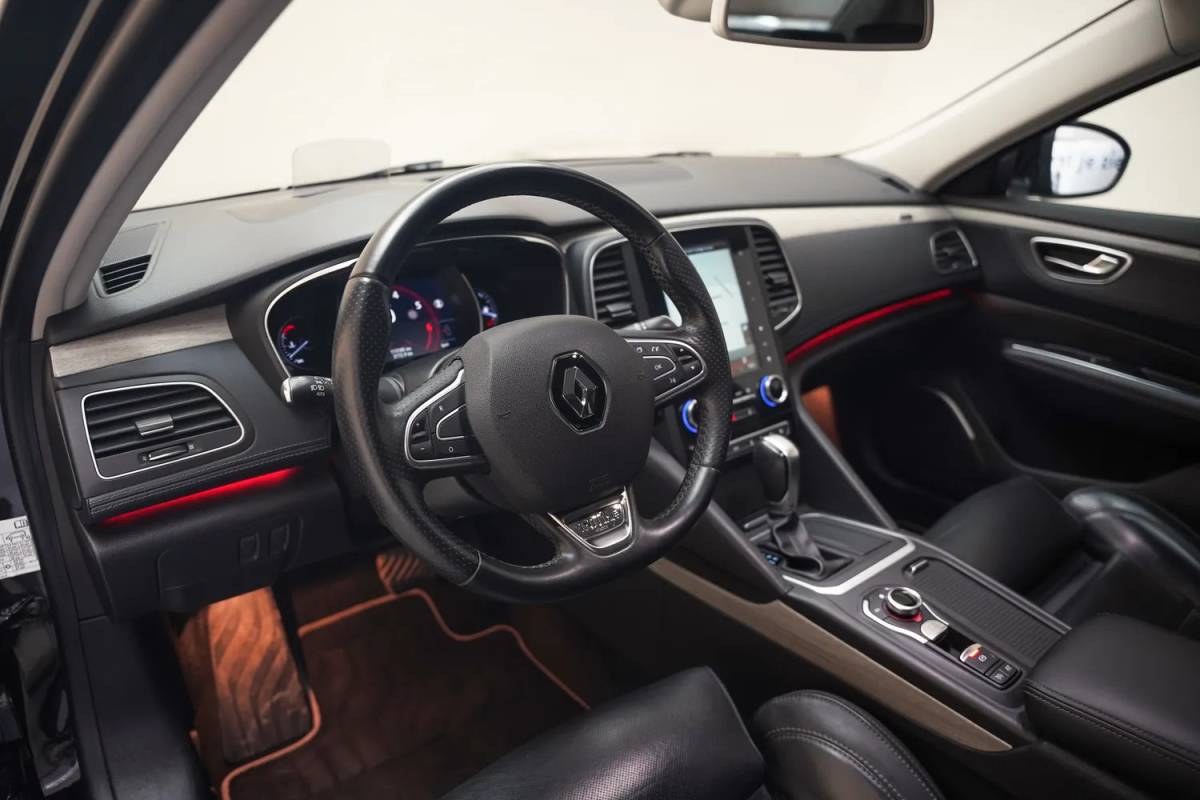 Renault Talisman Renault Talisman 1.6 TCe 200pk Initiale Paris Aut.[ Panorama Leder Head-up ]