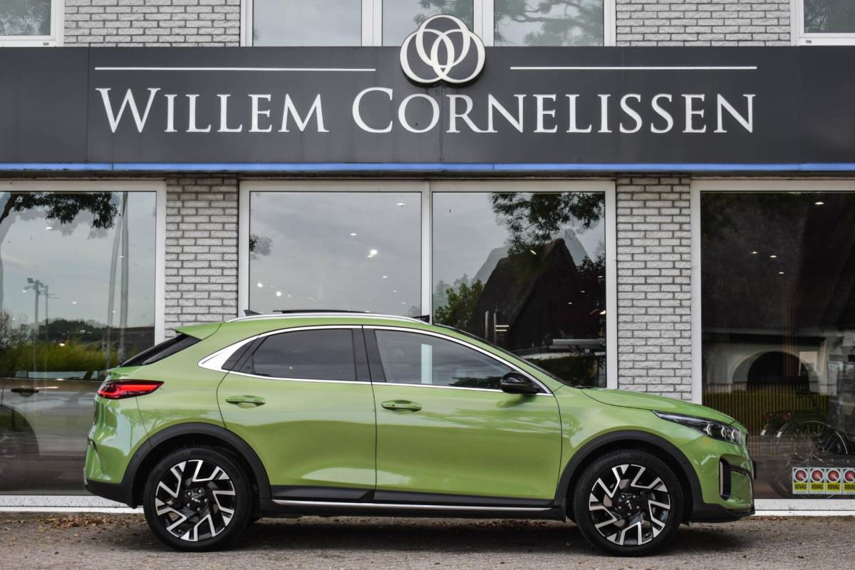 Kia XCeed Kia XCeed 1.6 GDi PHEV ExecutiveLine Pano Zitklima Leder Cam