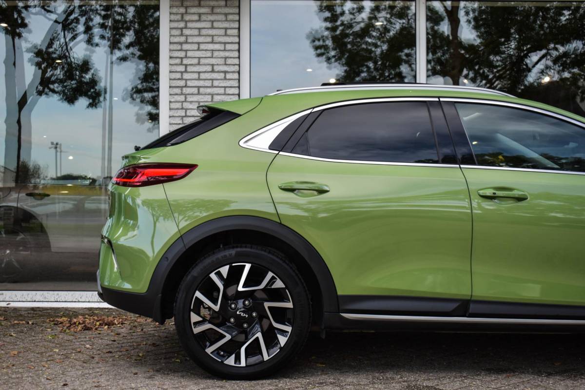 Kia XCeed Kia XCeed 1.6 GDi PHEV ExecutiveLine Pano Zitklima Leder Cam