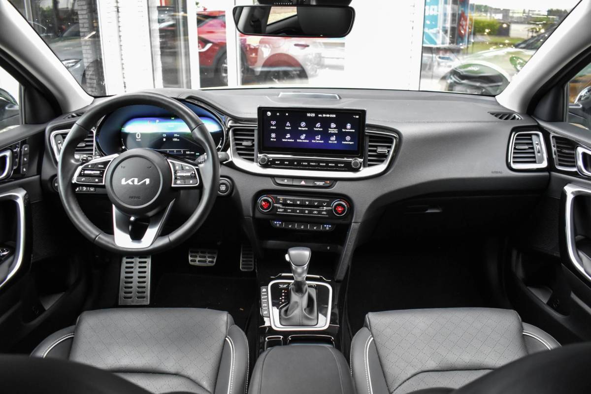 Kia XCeed Kia XCeed 1.6 GDi PHEV ExecutiveLine Pano Zitklima Leder Cam