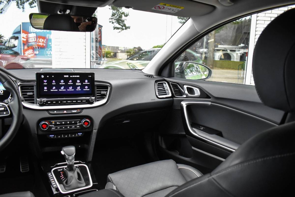 Kia XCeed Kia XCeed 1.6 GDi PHEV ExecutiveLine Pano Zitklima Leder Cam