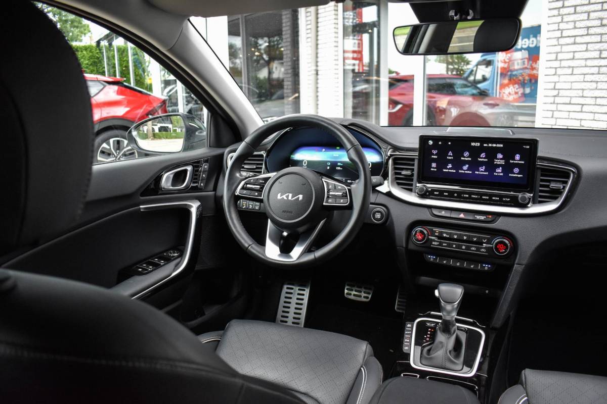 Kia XCeed Kia XCeed 1.6 GDi PHEV ExecutiveLine Pano Zitklima Leder Cam