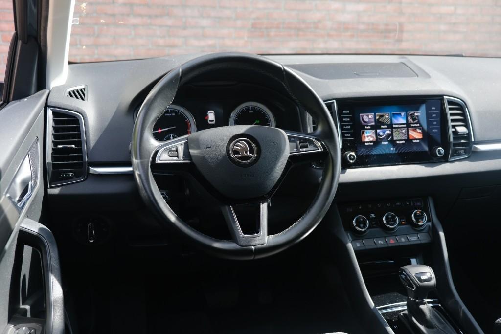 Škoda Karoq Skoda Karoq 1.5 TSi ACT 150pk DSG Style Business | Navi | App Connect | Climate | Adaptive Cruise | Keyless | Winter Pakket | Trekhaak