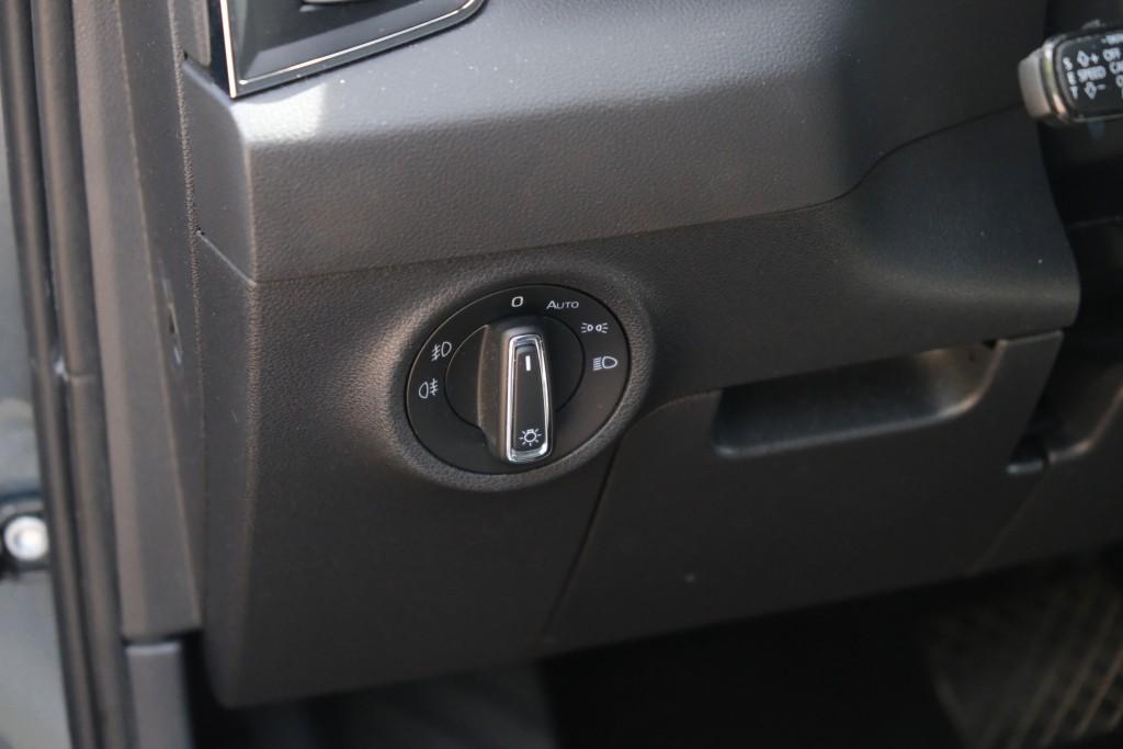 Škoda Karoq Skoda Karoq 1.5 TSi ACT 150pk DSG Style Business | Navi | App Connect | Climate | Adaptive Cruise | Keyless | Winter Pakket | Trekhaak