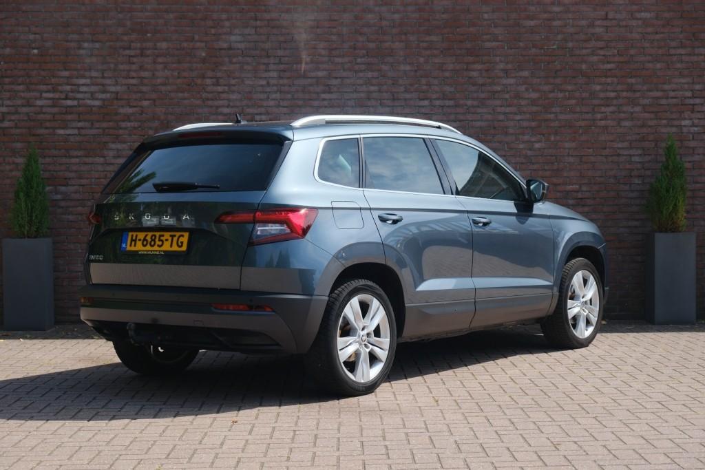 Škoda Karoq Skoda Karoq 1.5 TSi ACT 150pk DSG Style Business | Navi | App Connect | Climate | Adaptive Cruise | Keyless | Winter Pakket | Trekhaak