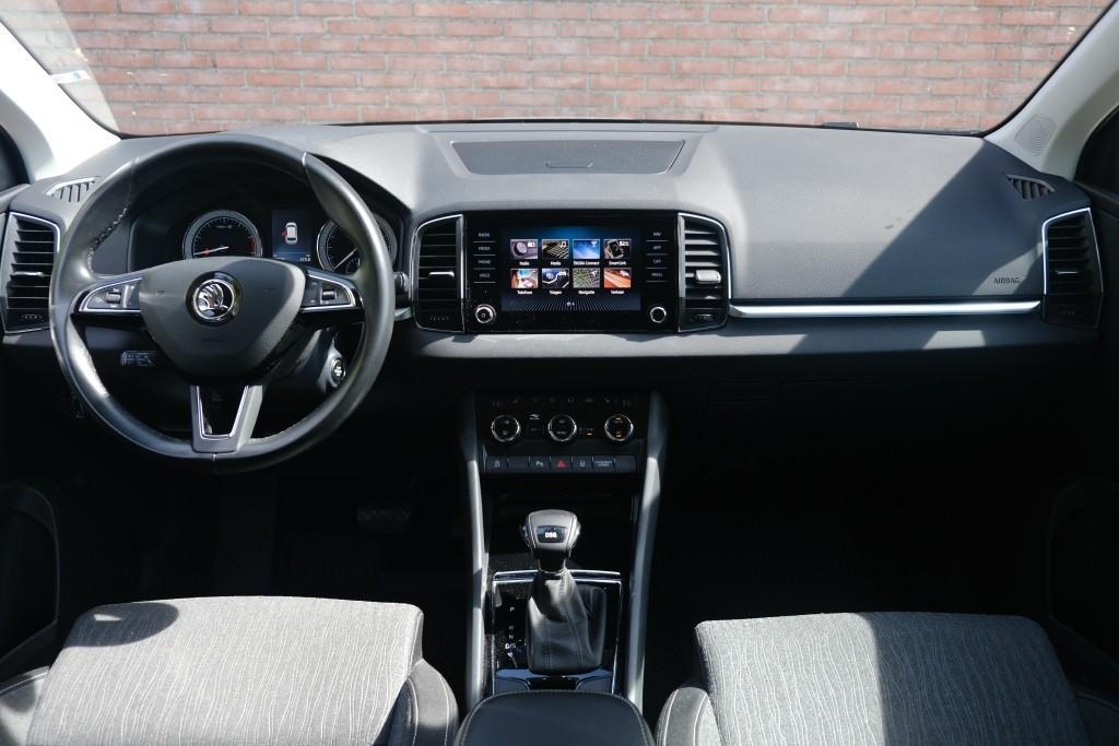 Škoda Karoq Skoda Karoq 1.5 TSi ACT 150pk DSG Style Business | Navi | App Connect | Climate | Adaptive Cruise | Keyless | Winter Pakket | Trekhaak