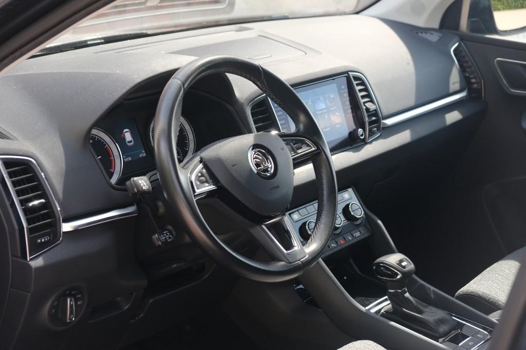 Škoda Karoq Skoda Karoq 1.5 TSi ACT 150pk DSG Style Business | Navi | App Connect | Climate | Adaptive Cruise | Keyless | Winter Pakket | Trekhaak