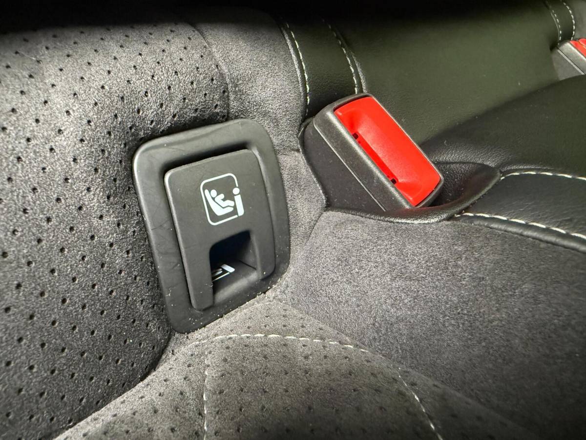 Škoda Superb Skoda Superb Combi 1.4 TSI iV Sportline Business Automaat | Achteruitrijcamera | Cruise & climate control | Extra getint glas | LED verlichting | Standkachel | Stoelverwarming | Parkeersensoren voor en achter