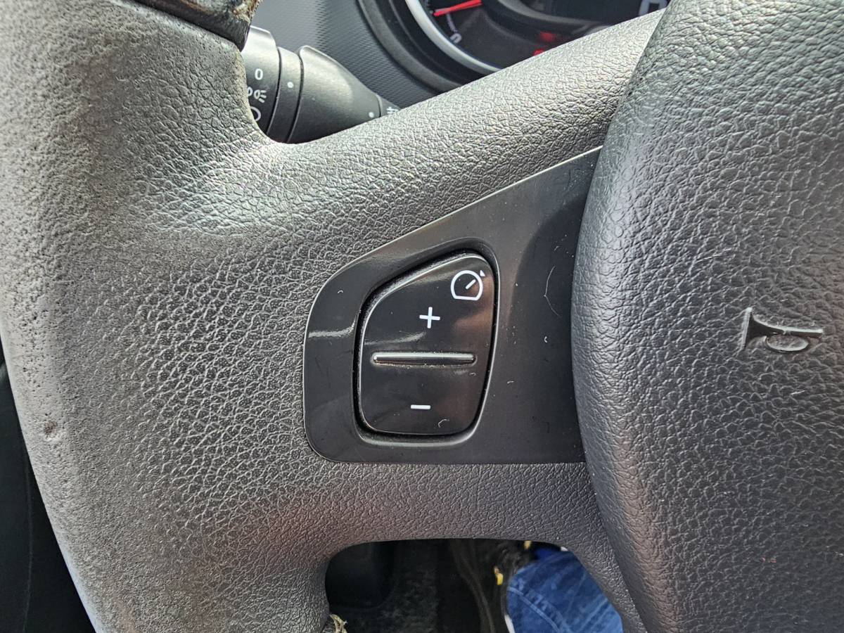 Opel Vivaro Opel Vivaro 1.6 CDTI L2H1 DC Sport EcoFlex Innovation | Schuifdeur links | Leder | Navi | Trekhaak | Sidebars | Camera | Stoelverwarming |