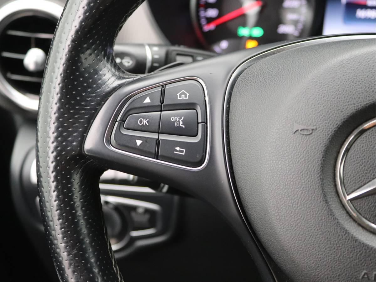Mercedes-Benz V-Klasse Mercedes-Benz V-klasse 250 BlueTEC Lang Avantgarde Distronic, Burmester, Trekhaak