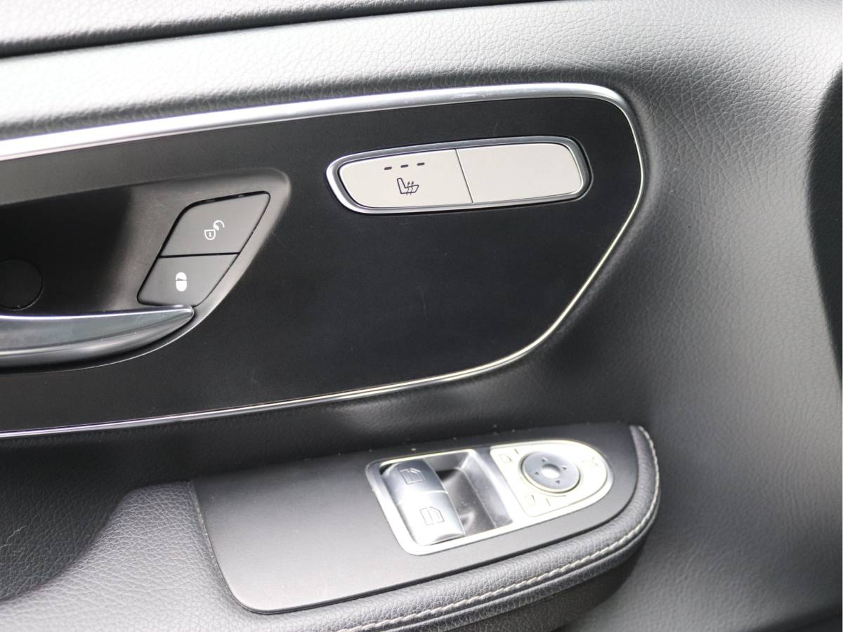 Mercedes-Benz V-Klasse Mercedes-Benz V-klasse 250 BlueTEC Lang Avantgarde Distronic, Burmester, Trekhaak