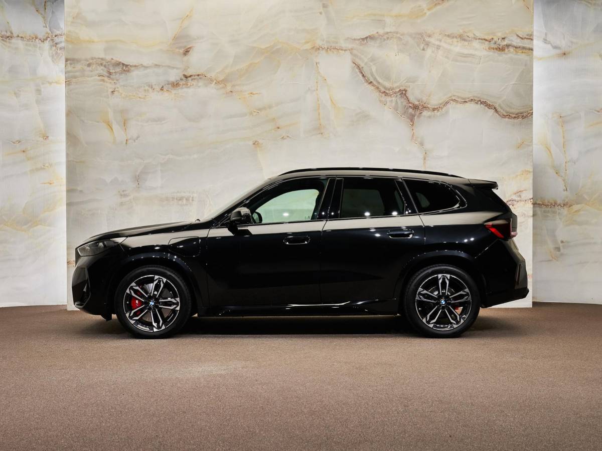 BMW X1 BMW X1 xDrive30e M Sport Pro , NL-auto, pano, tr.haak, H/K, 19″, keyless, privacy