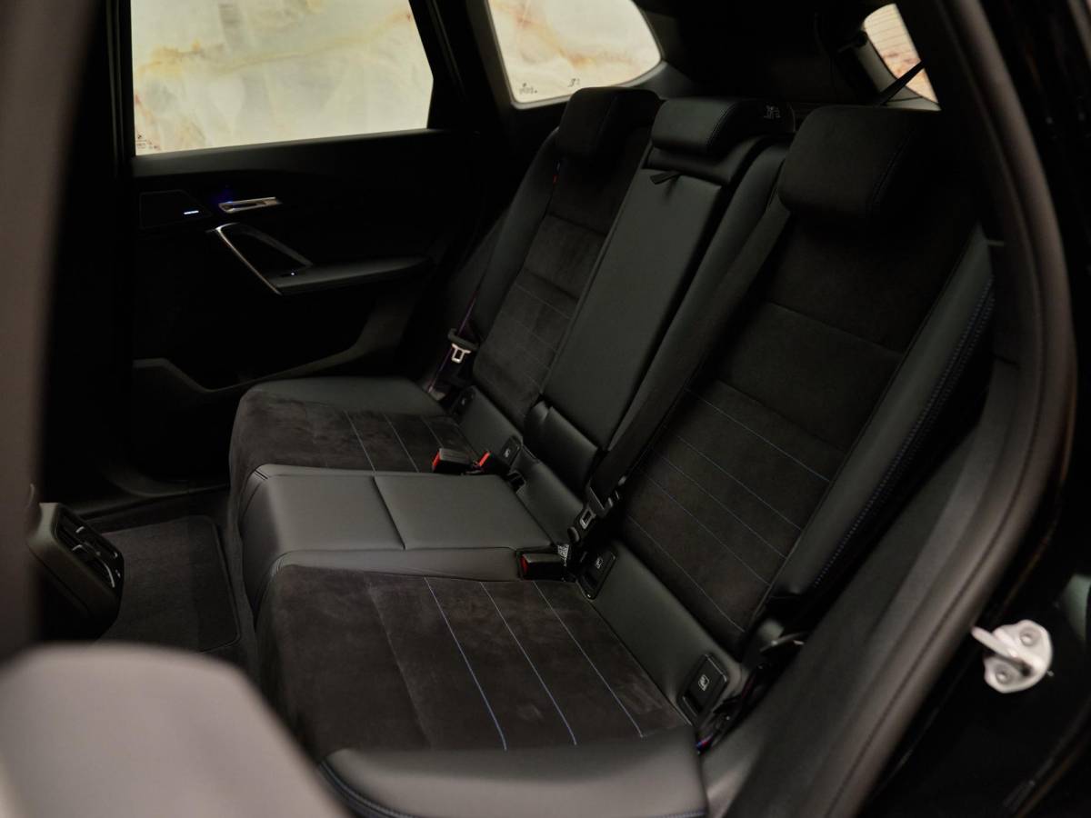 BMW X1 BMW X1 xDrive30e M Sport Pro , NL-auto, pano, tr.haak, H/K, 19″, keyless, privacy
