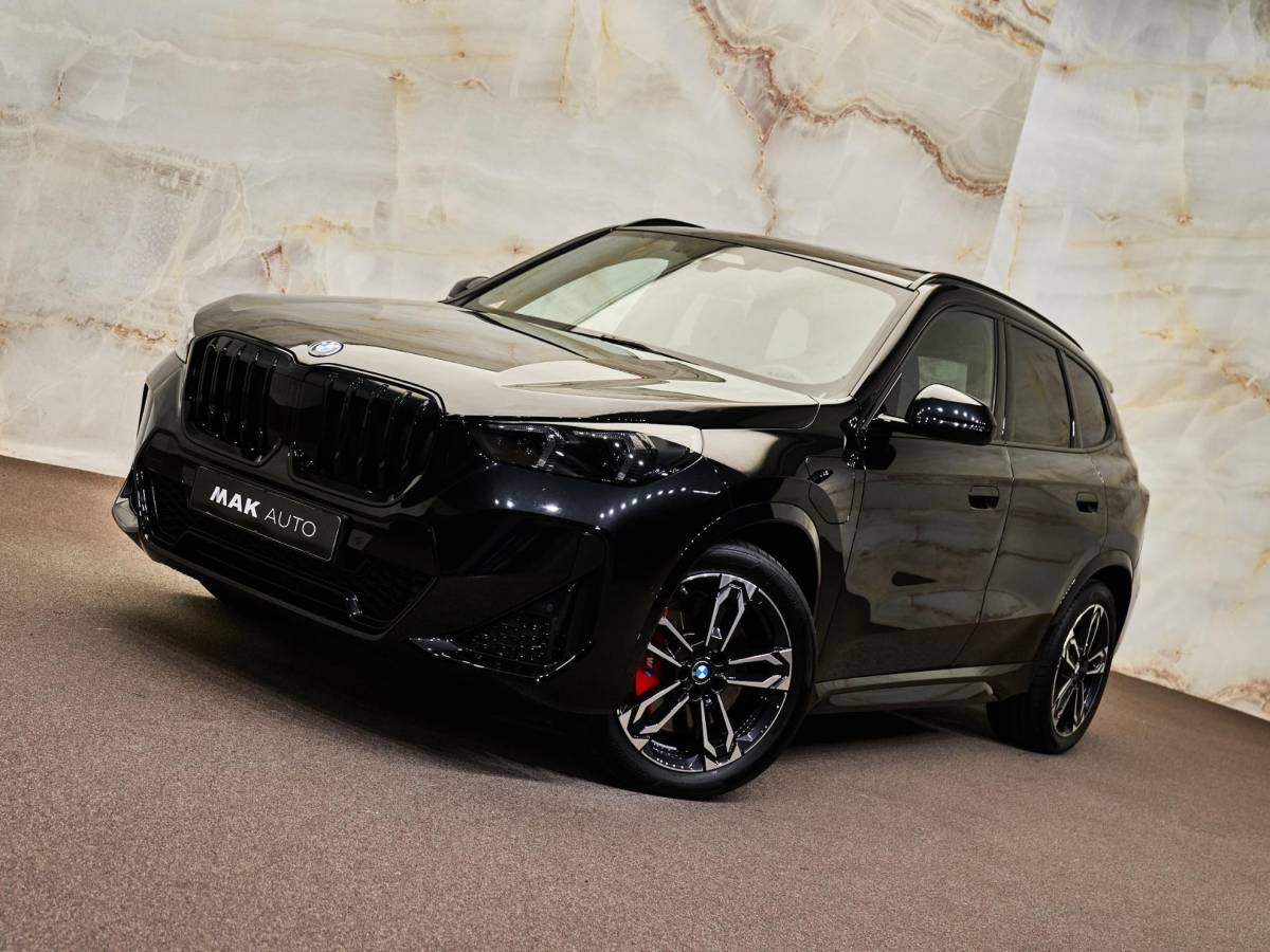 BMW X1 BMW X1 xDrive30e M Sport Pro , NL-auto, pano, tr.haak, H/K, 19″, keyless, privacy