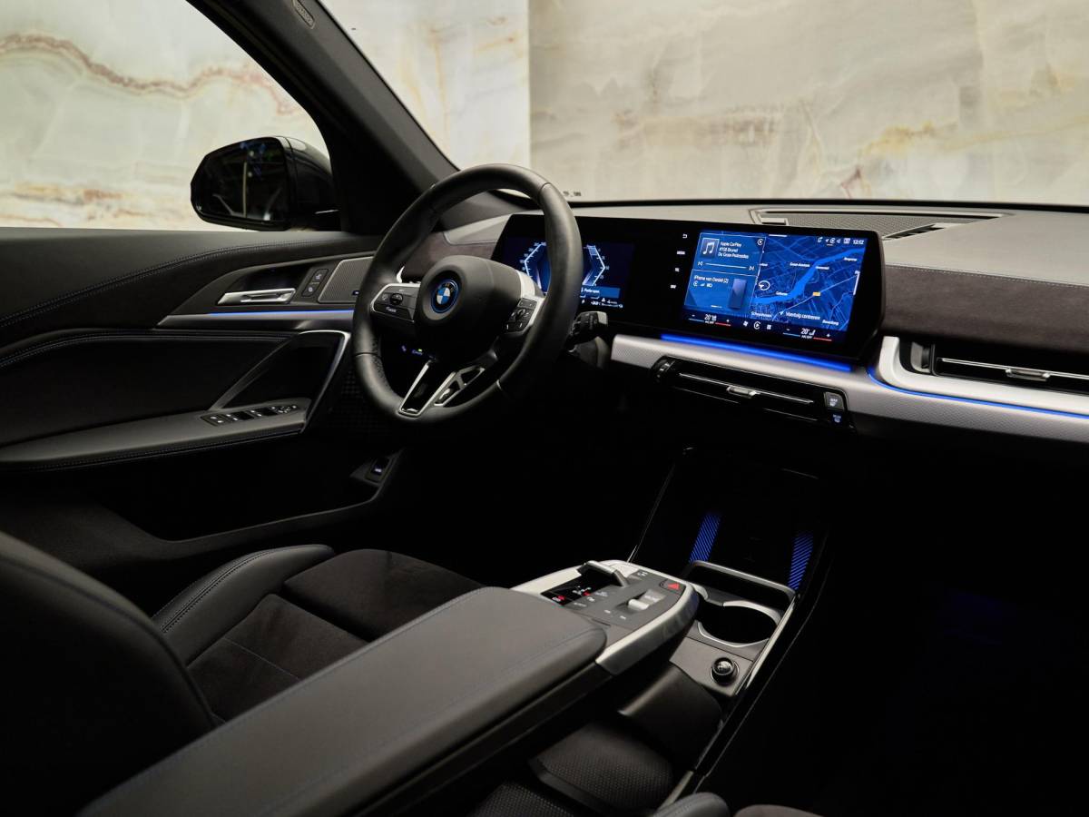 BMW X1 BMW X1 xDrive30e M Sport Pro , NL-auto, pano, tr.haak, H/K, 19″, keyless, privacy