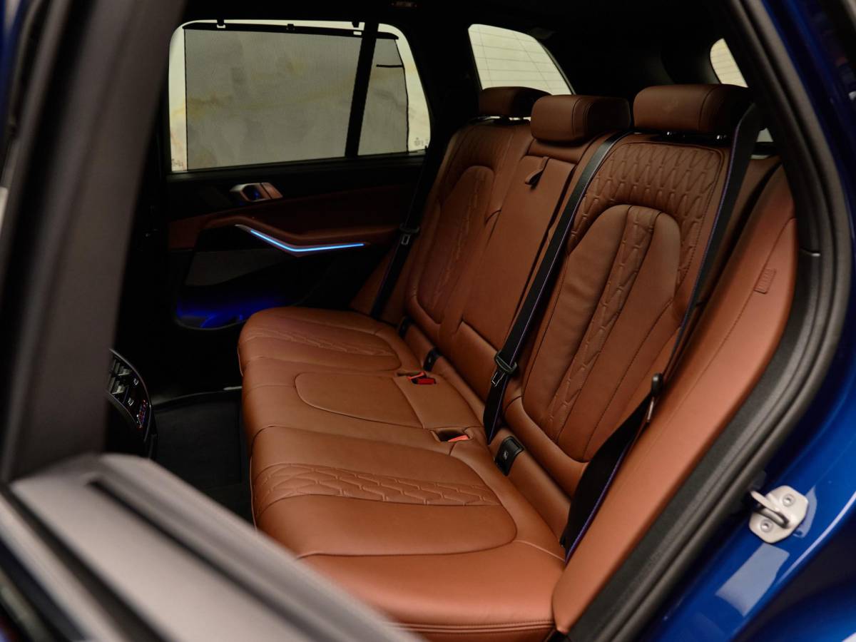 BMW X5 BMW X5 xDrive50e M Sport Pro , NL-auto, Sonderlackierung, pano, 4W-best., H/K, Luchtv., Merino, memory, 22″, HUD, tr.haak, privacy