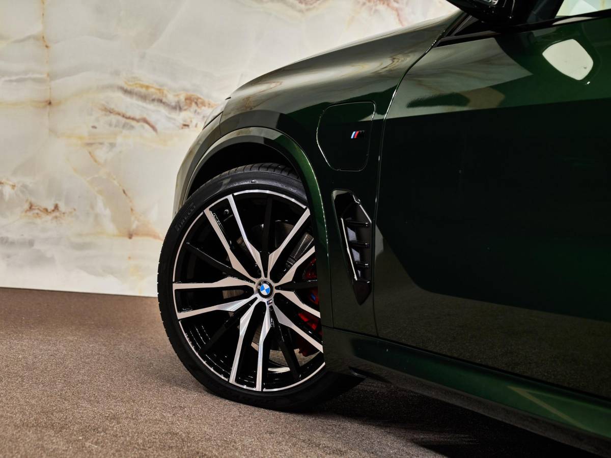 BMW X5 BMW X5 xDrive50e M Sport Pro , NL-auto, Sonderlackierung, pano, 4W-best., H/K, Luchtv., Merino, memory, 22″, HUD, tr.haak, privacy