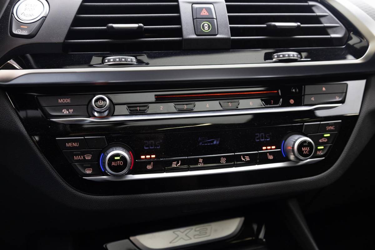BMW X3 BMW X3 xDrive30i High Executive Edition | Panoramadak | M-Sport | Comfort-Access | HUD |