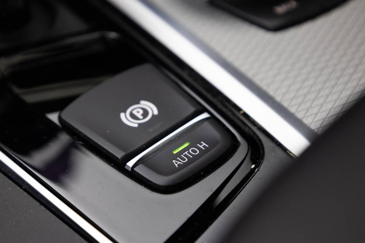 BMW X3 BMW X3 xDrive30i High Executive Edition | Panoramadak | M-Sport | Comfort-Access | HUD |