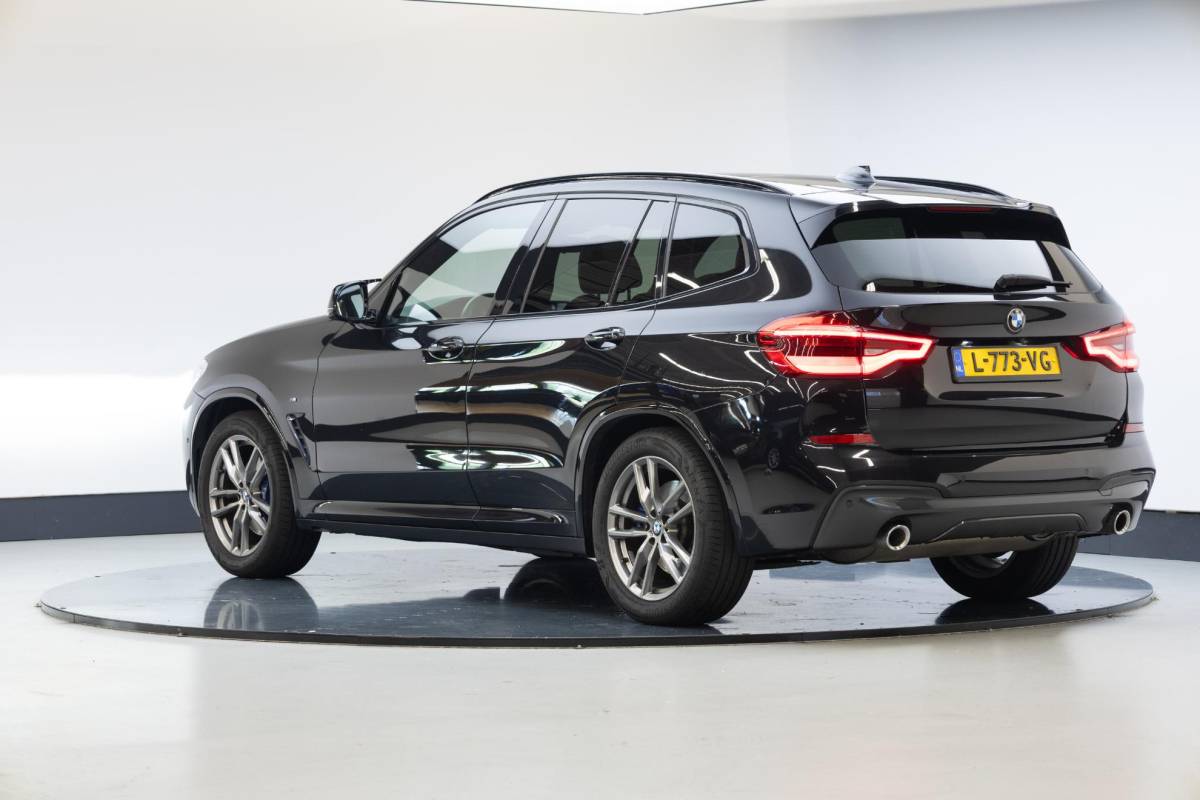 BMW X3 BMW X3 xDrive30i High Executive Edition | Panoramadak | M-Sport | Comfort-Access | HUD |