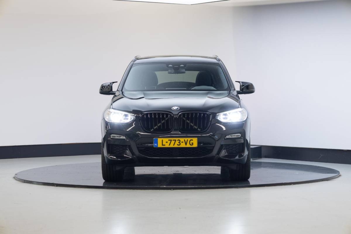 BMW X3 BMW X3 xDrive30i High Executive Edition | Panoramadak | M-Sport | Comfort-Access | HUD |