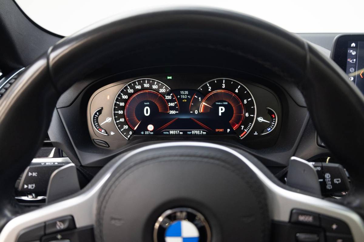 BMW X3 BMW X3 xDrive30i High Executive Edition | Panoramadak | M-Sport | Comfort-Access | HUD |