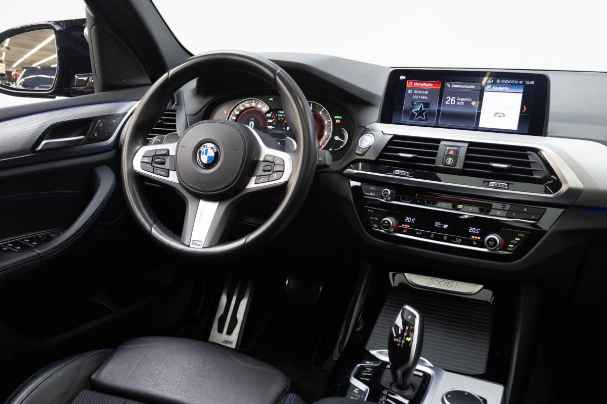 BMW X3 BMW X3 xDrive30i High Executive Edition | Panoramadak | M-Sport | Comfort-Access | HUD |