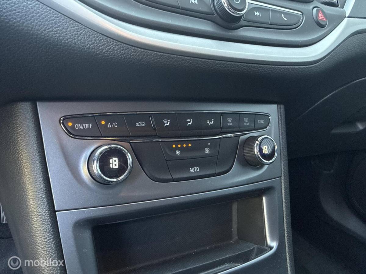 Opel Astra Opel Astra 1.2 Business Executive Cruise Led Carplay NL Auto Camera 2020