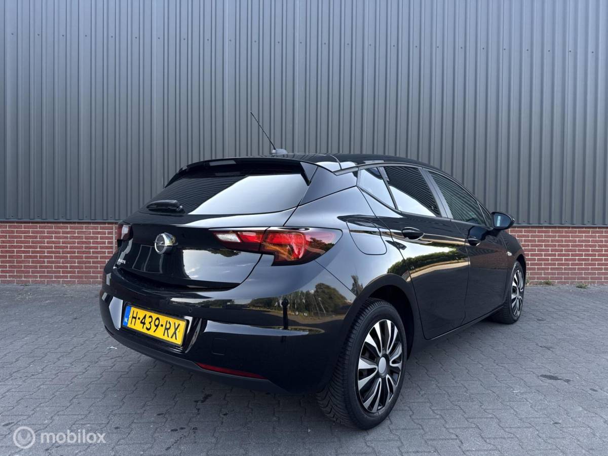 Opel Astra Opel Astra 1.2 Business Executive Cruise Led Carplay NL Auto Camera 2020