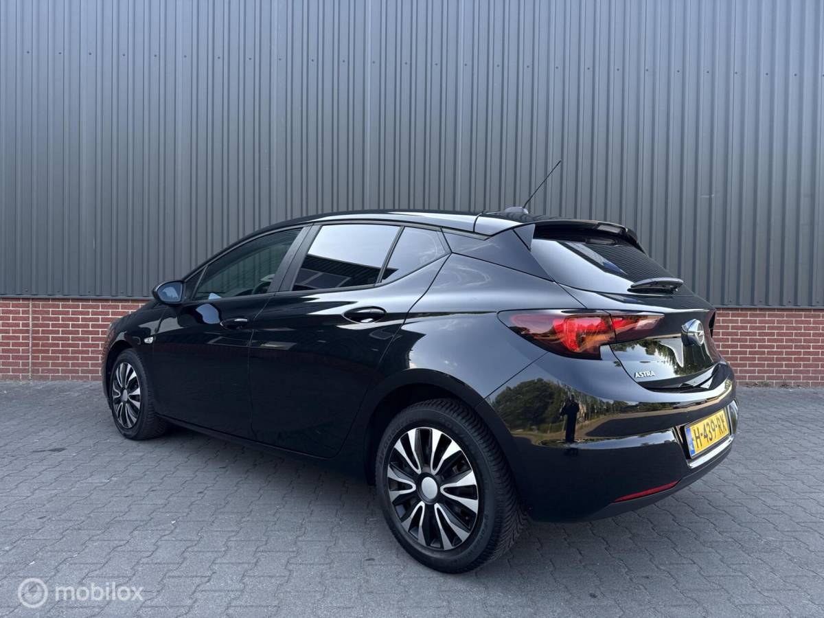 Opel Astra Opel Astra 1.2 Business Executive Cruise Led Carplay NL Auto Camera 2020