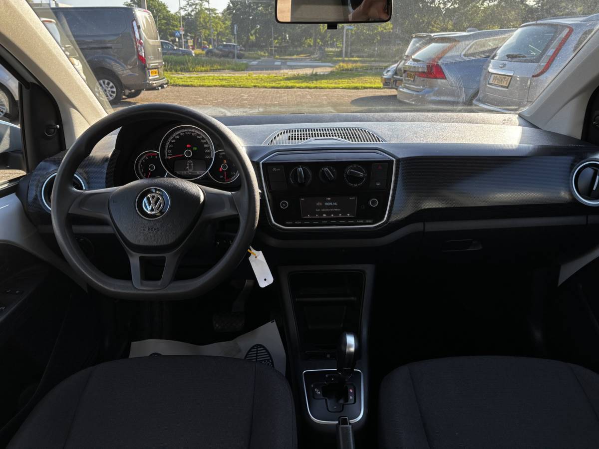 Volkswagen up! Volkswagen Up! 1.0 BMT high up! Automaat Airco